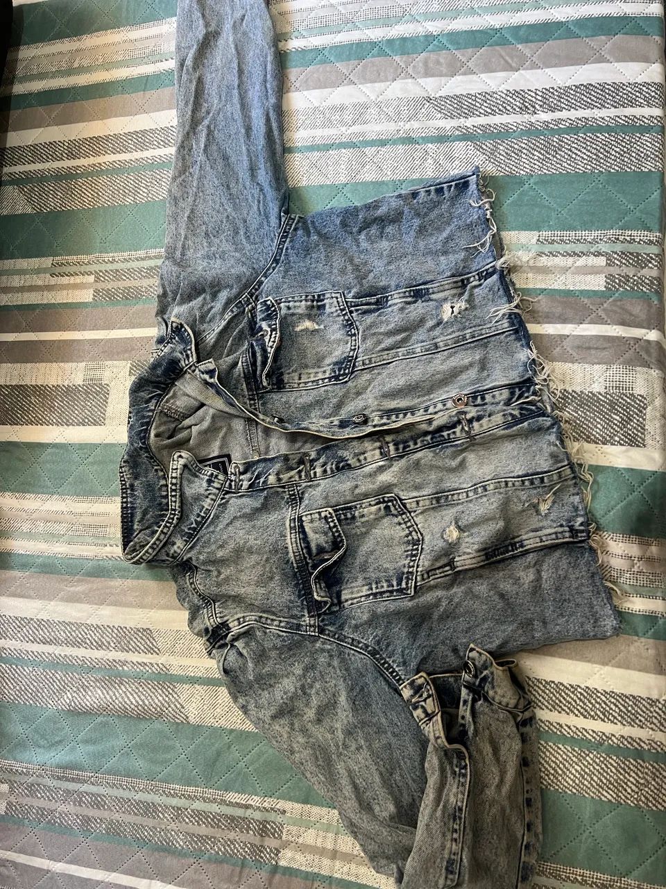 Jaqueta Puffer e Jeans