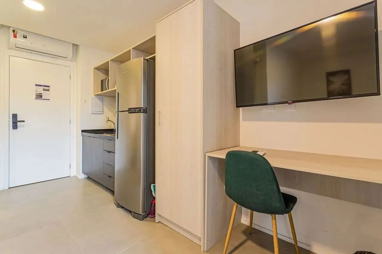 Apartamento com 1 Quarto para alugar, 24m² - Moema - Foto 4
