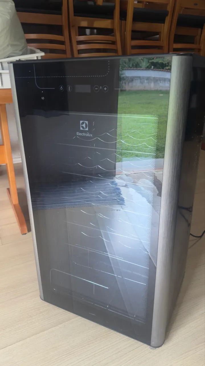 Adega vinho Eletrolux 34 garrafas  - Foto 4