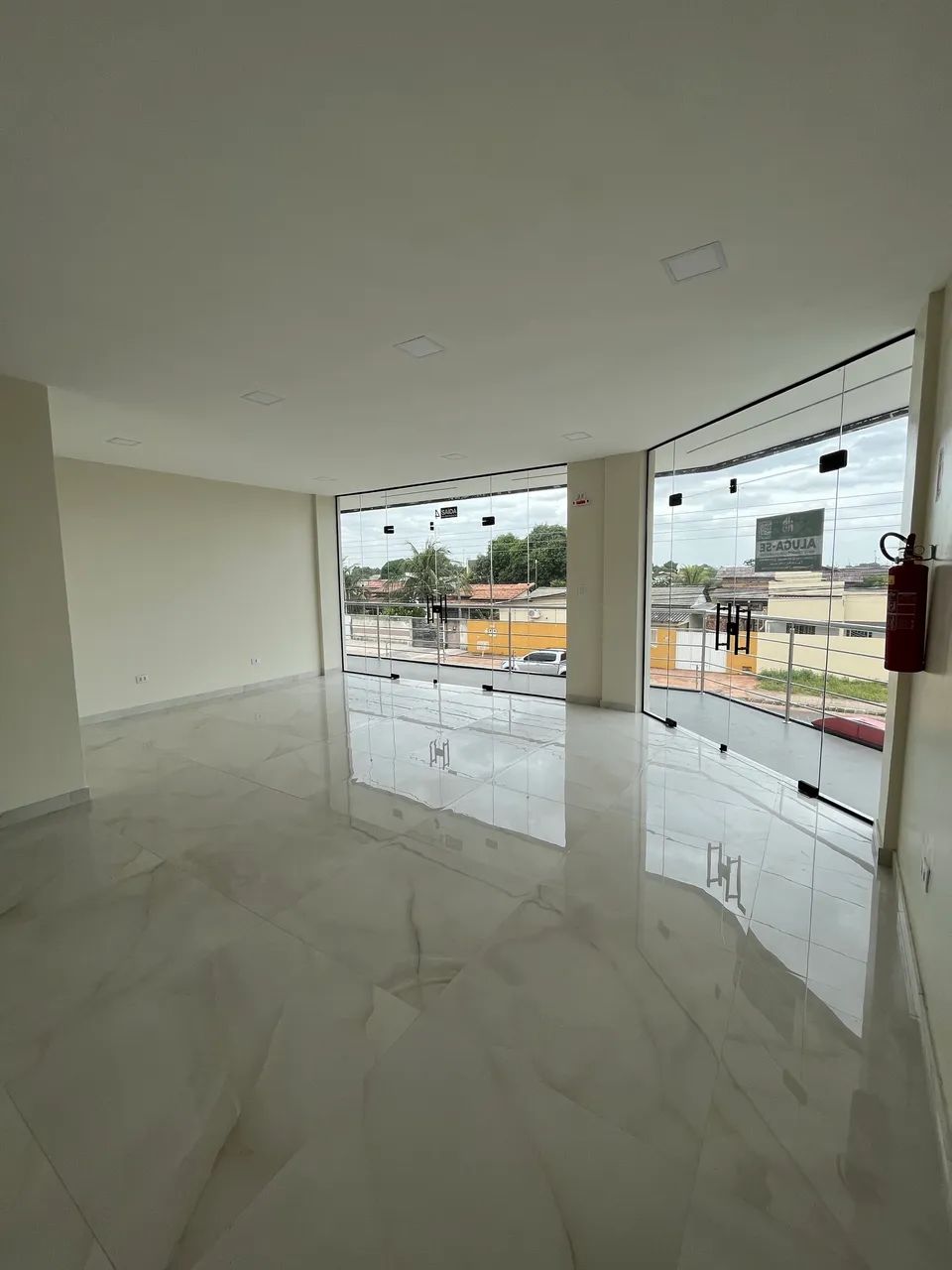 Aluga-se sala comercial no bairro Cidade Satélite. - Foto 5