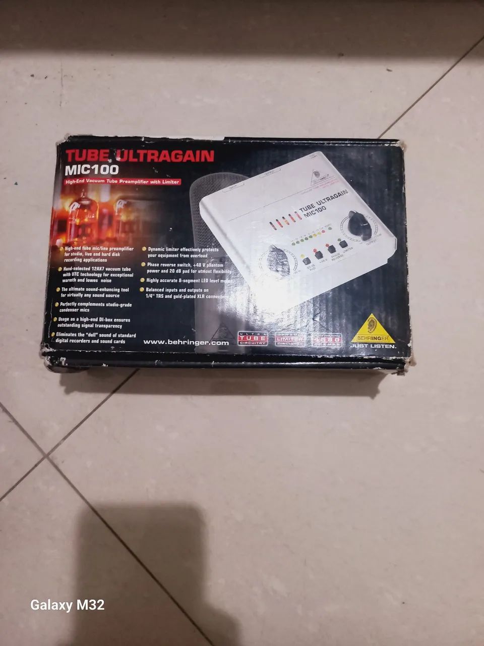 Pré amplificador- TUBE ULTRAGAIN MIC100 