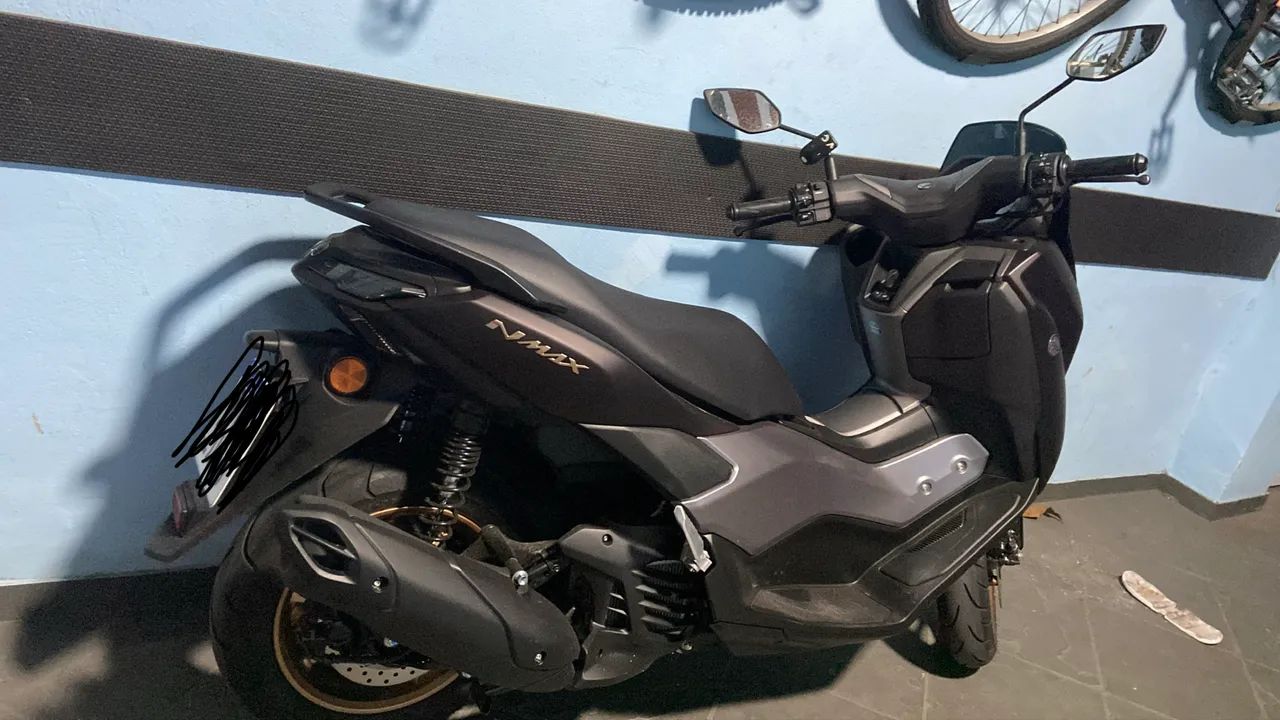 Moto Nmax  - Foto 2