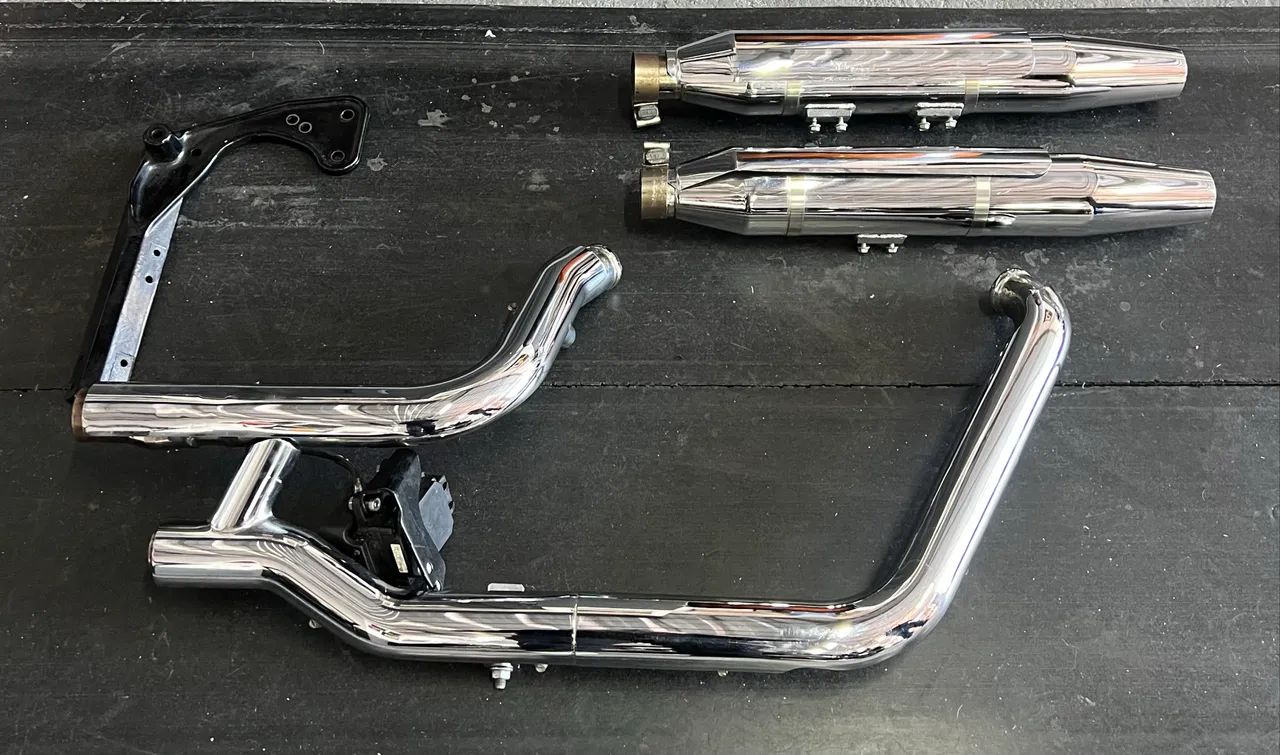 Escapamento original Harley Davidson softail cromado completo - Foto 2