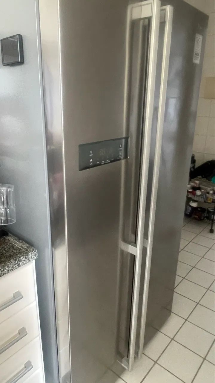 Geladeira Side by Side