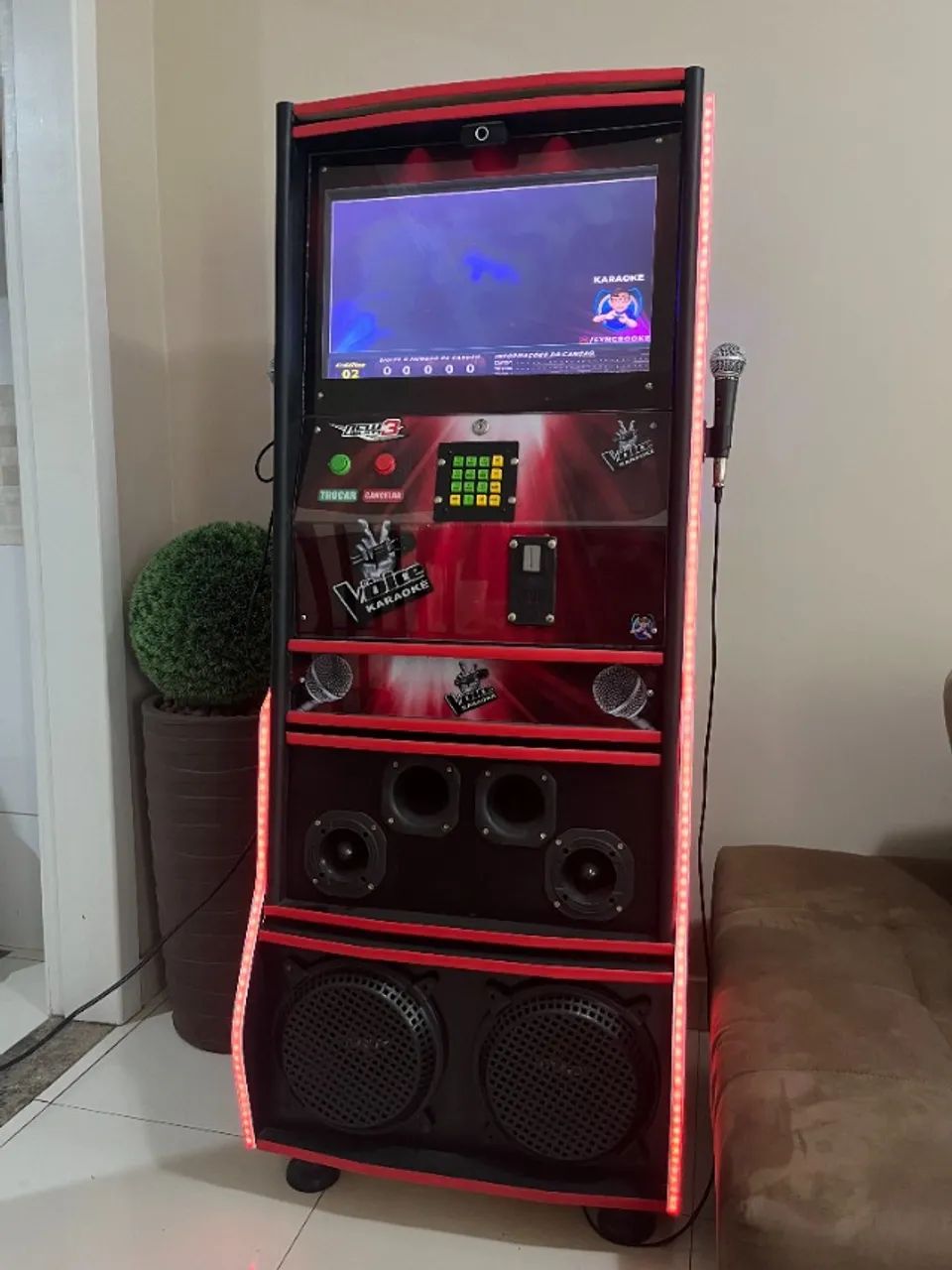 Máquina de Karaokê/Jukebox com moedeiro