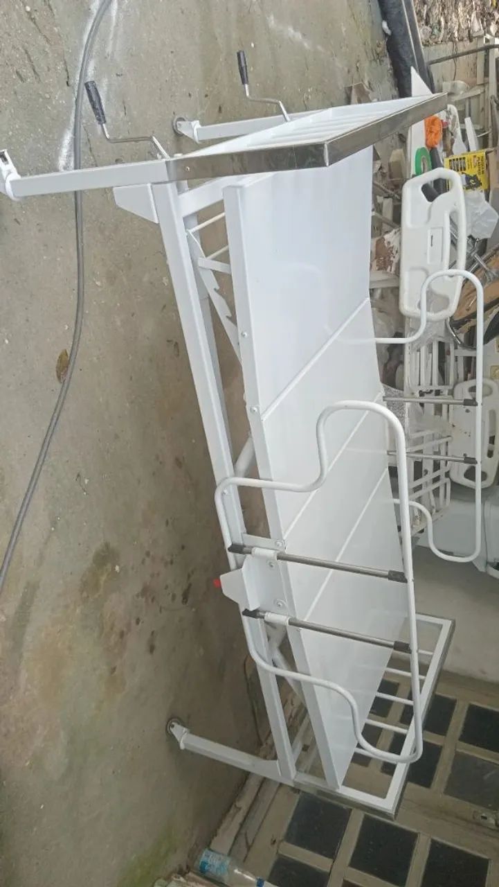 Cama hospitalar de manivela 