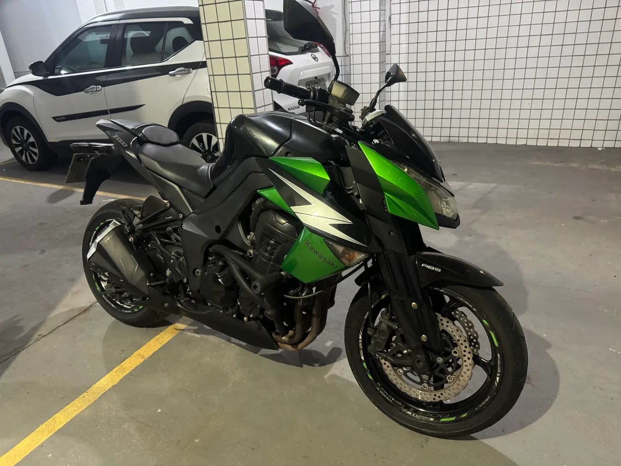 KAWAZAKI Z1000 
