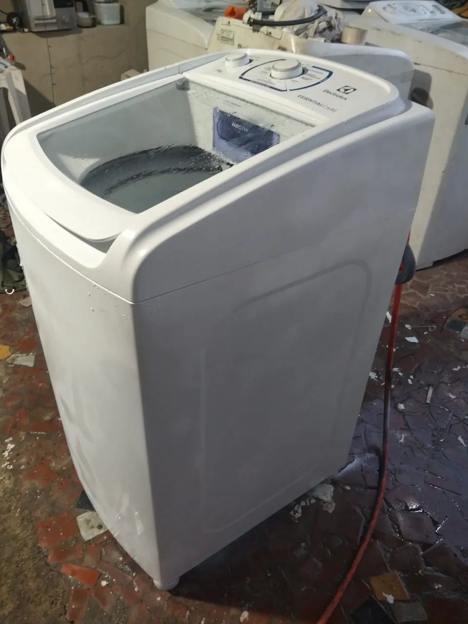 MÁQUINA DE LAVAR ROUPAS ELECTROLUX 11KG - Foto 3