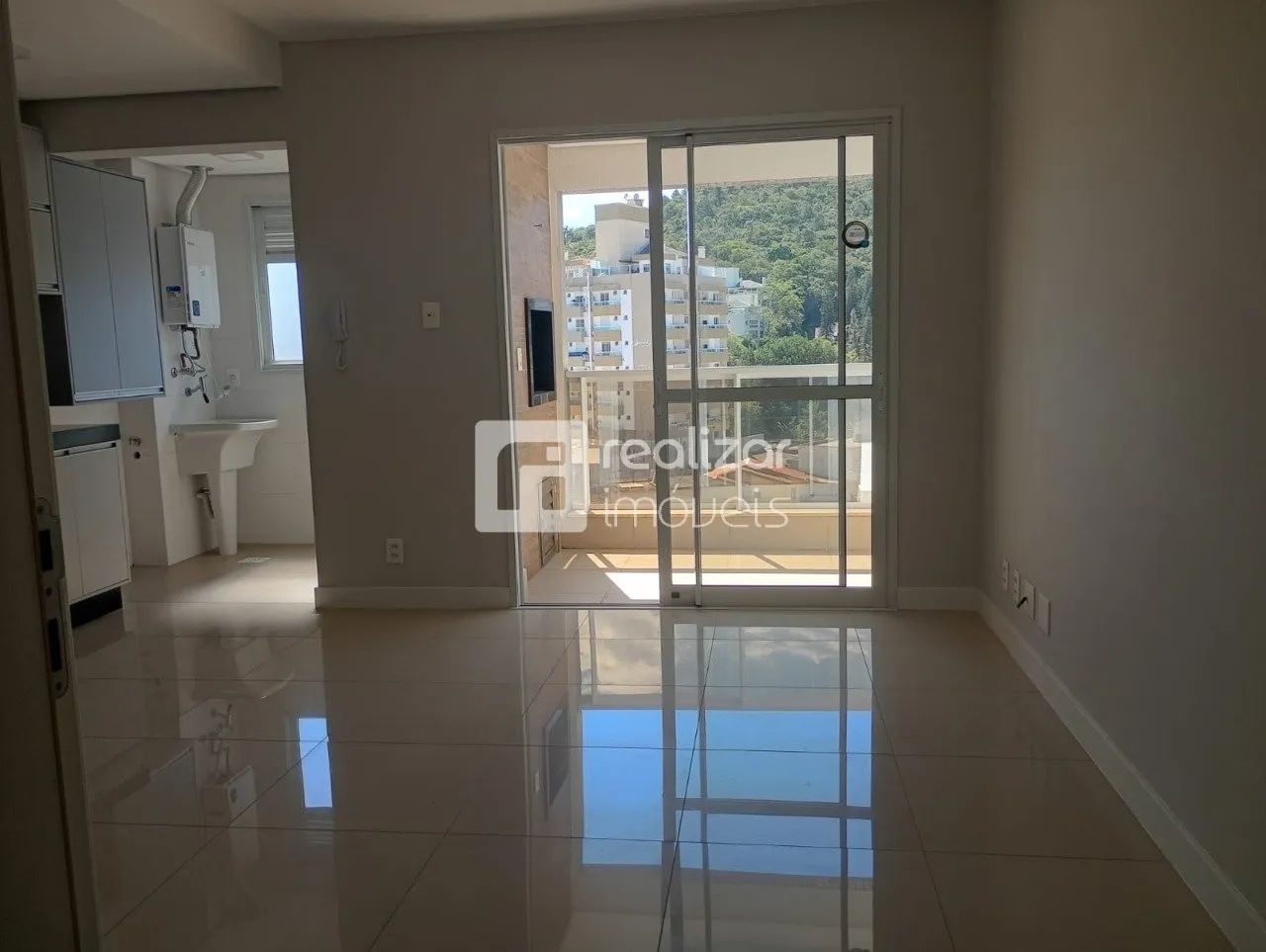 Apartamento 2 quartos no bairro Itacorubi Florianópolis - Foto 2