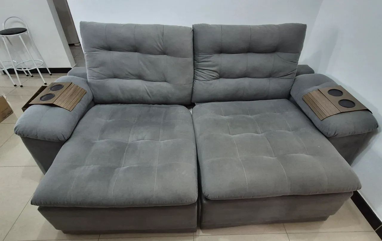 Sofa retrátil e reclinável Cinza 3 lugares - São Judas e região 