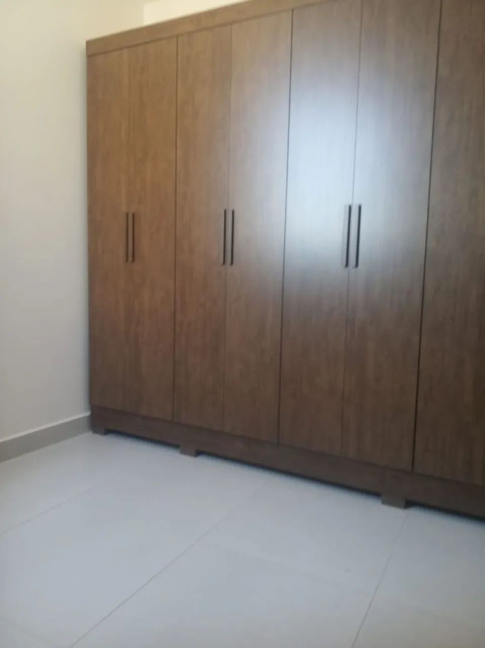 Guarda roupa 6 portas  - Foto 2