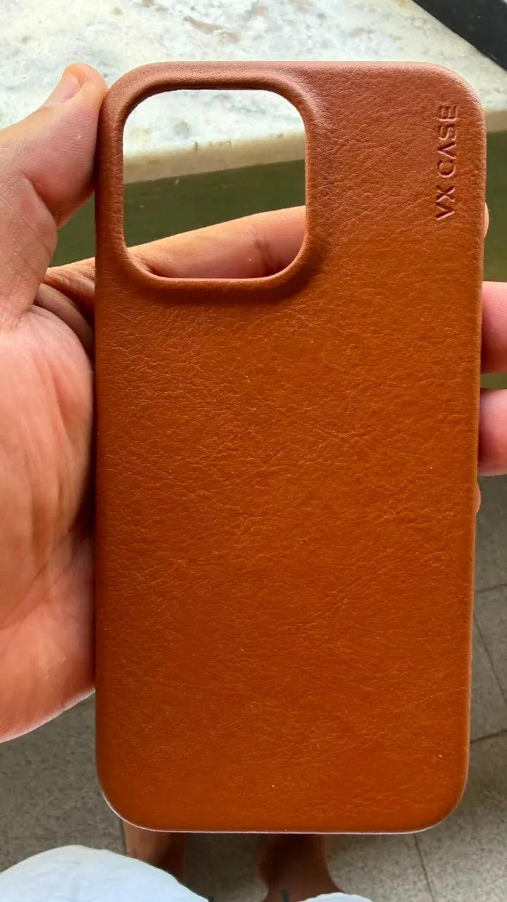 02 Capas VX CASE para Iphone 15 Pro Max - Kevlar preta e Couro - Foto 3