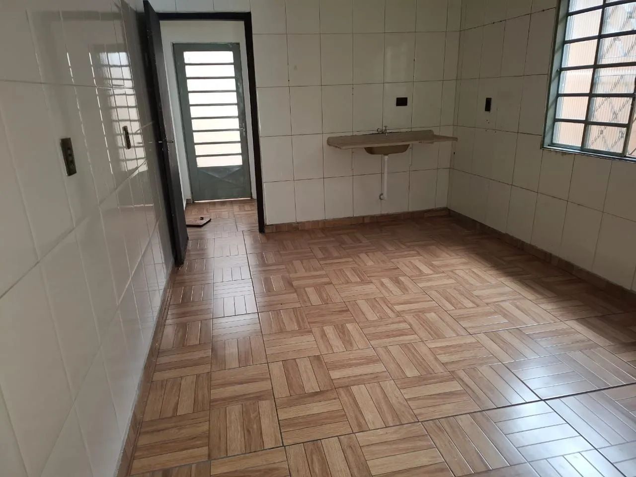 Alugo salão comercial na Av Bacabal, Pq Industrial - Foto 2
