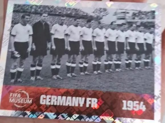 Álbum e figurinhas da copa
