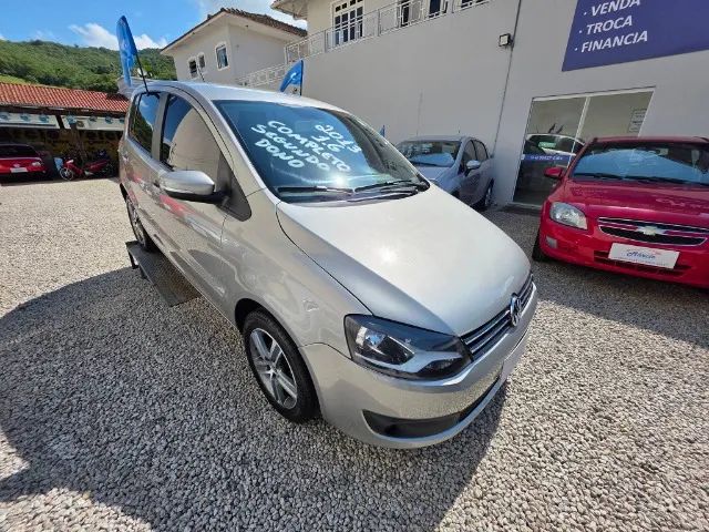 Volkswagen Fox 1.6 MI Total Flex 8V 5P 2013