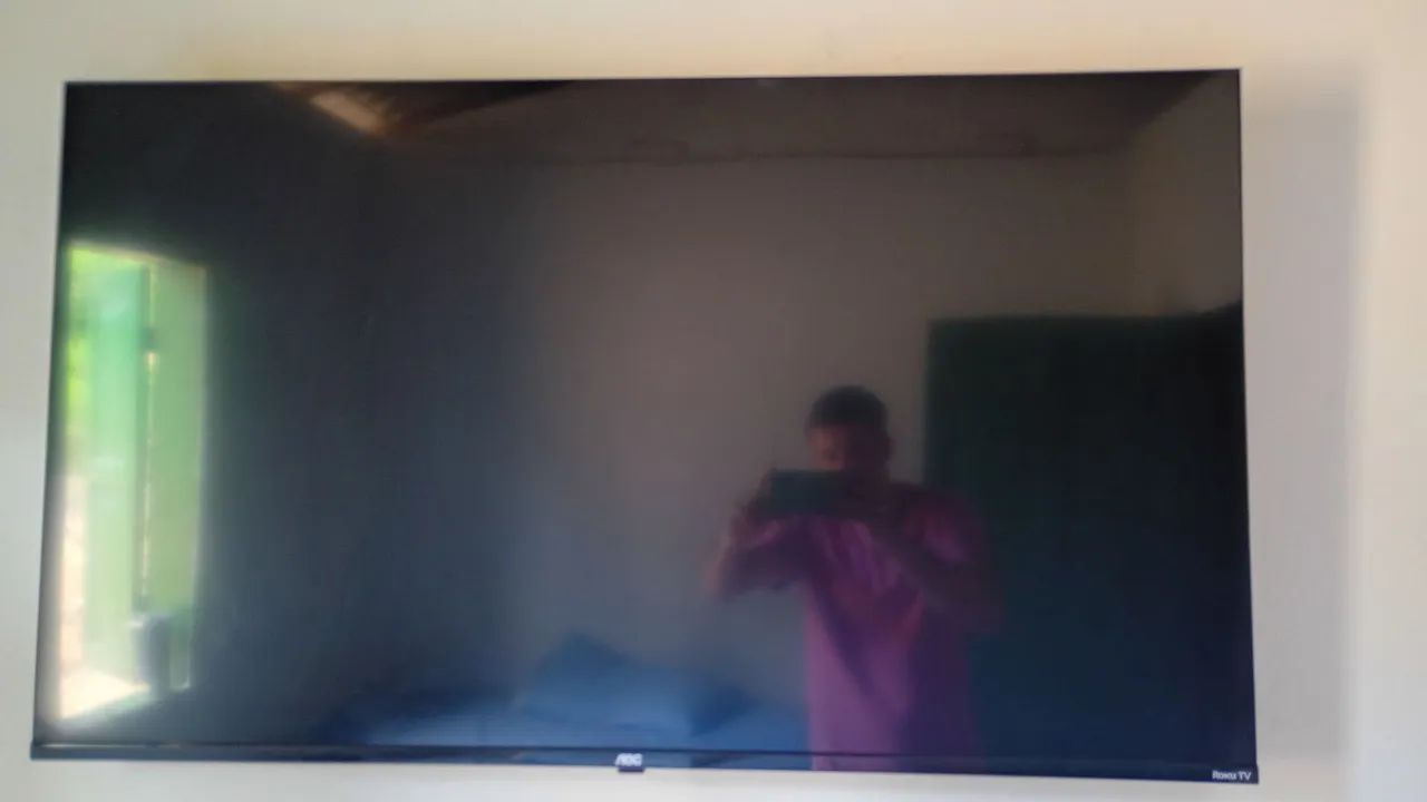 TV AOC ROKU SMART 50' - Foto 2