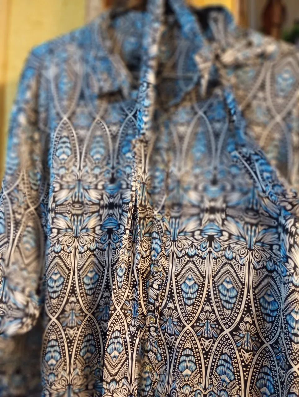 Vestido azul florido com cinto GG  - Foto 2