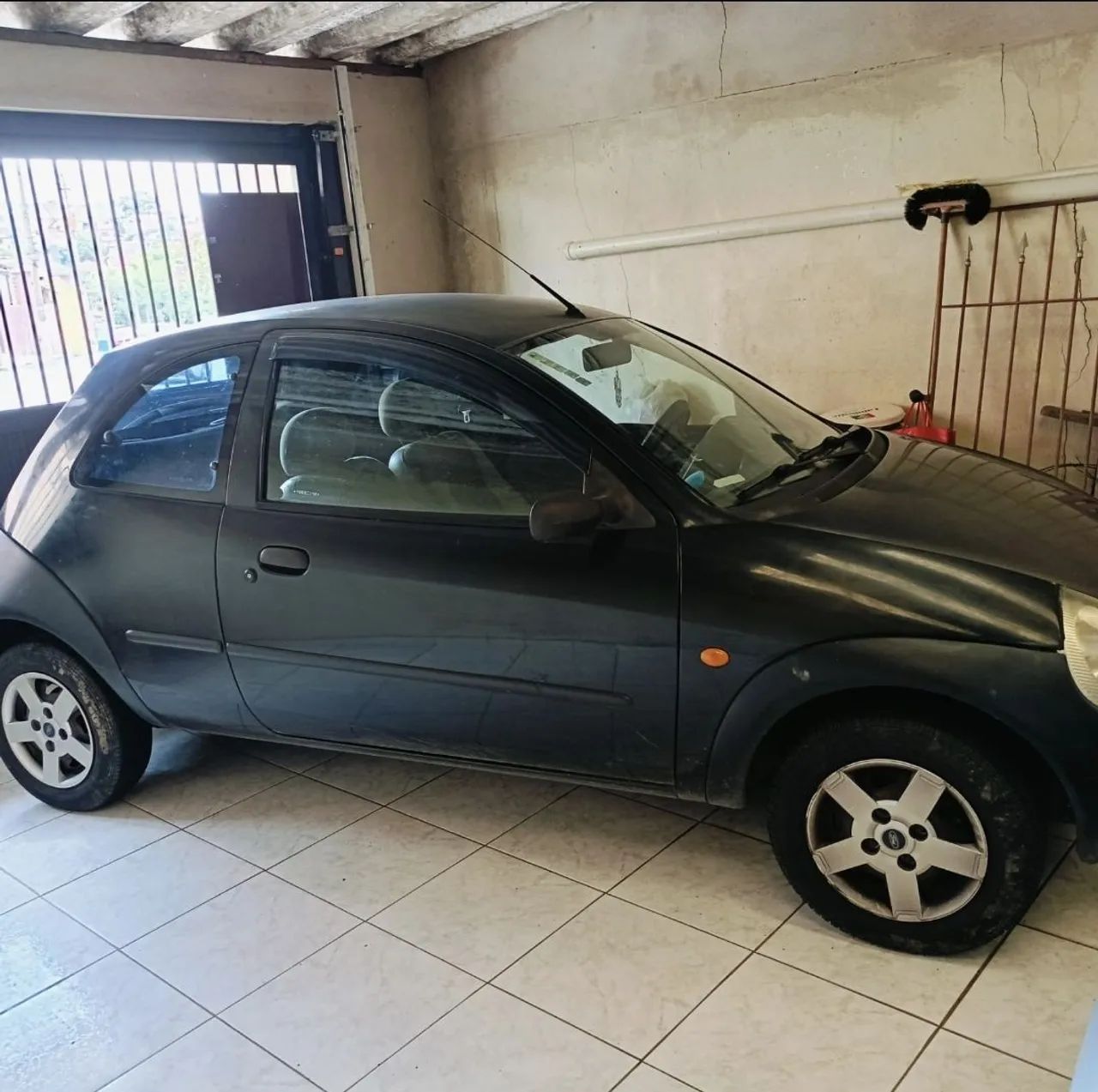 Ford KA GL 1.0i Zetec Rocam 2000