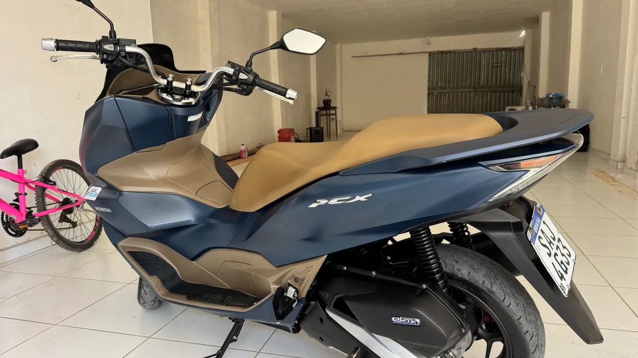PCX DLX - Foto 3