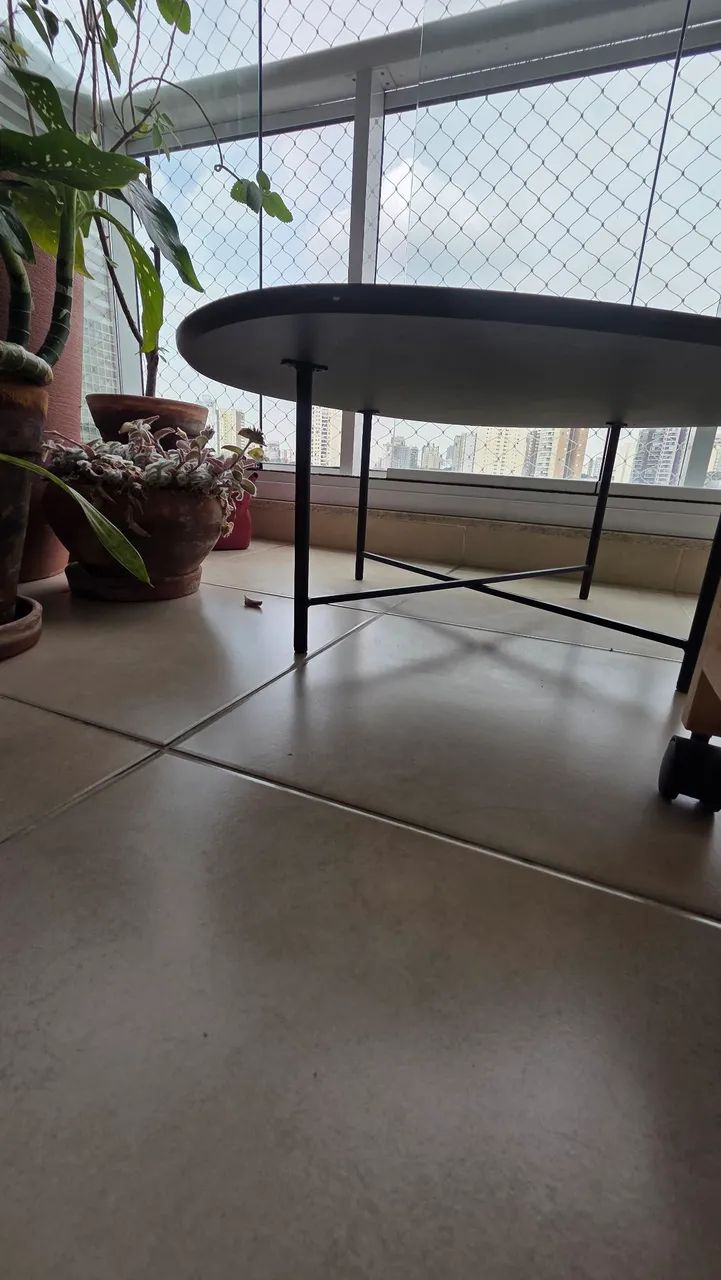 Mesa de centro verde organiquê Tok Stok usada - Foto 5