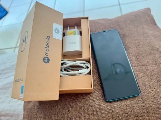 Motorola Edge 40 neo 256 gb - Foto 2