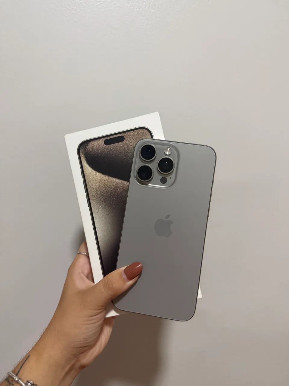 iPhone 15 Pro Max 256gb LEIA ANÚNCIO