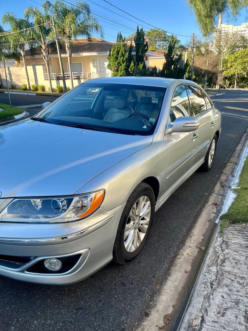 Hyundai Azera 2011