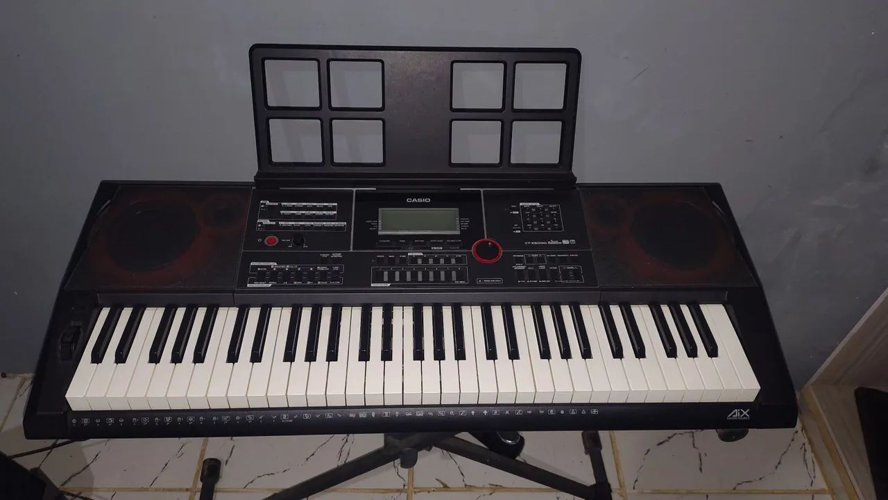 Teclado Casio ct x5000