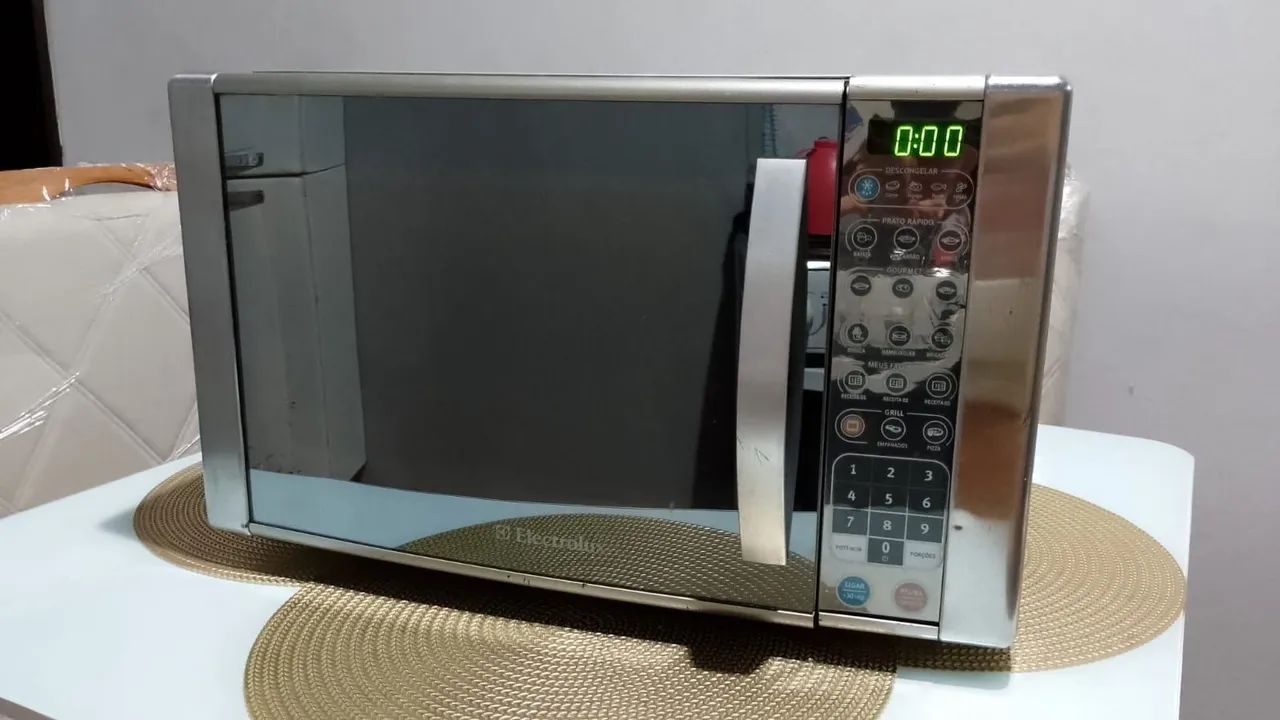 Microondas espelhado 