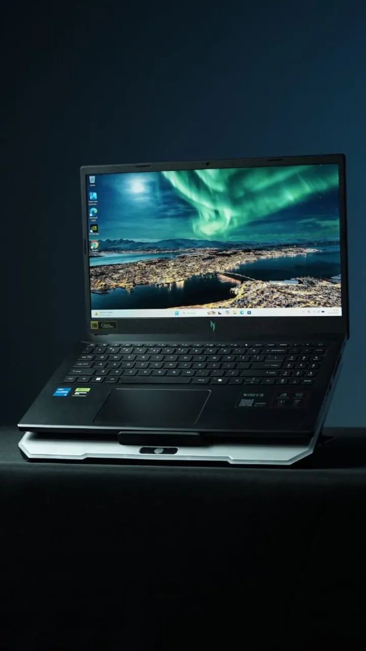 Notebook Acer Nitro Intel Cor i5-13420H, RTX 5050, 32GB Ram - Foto 2