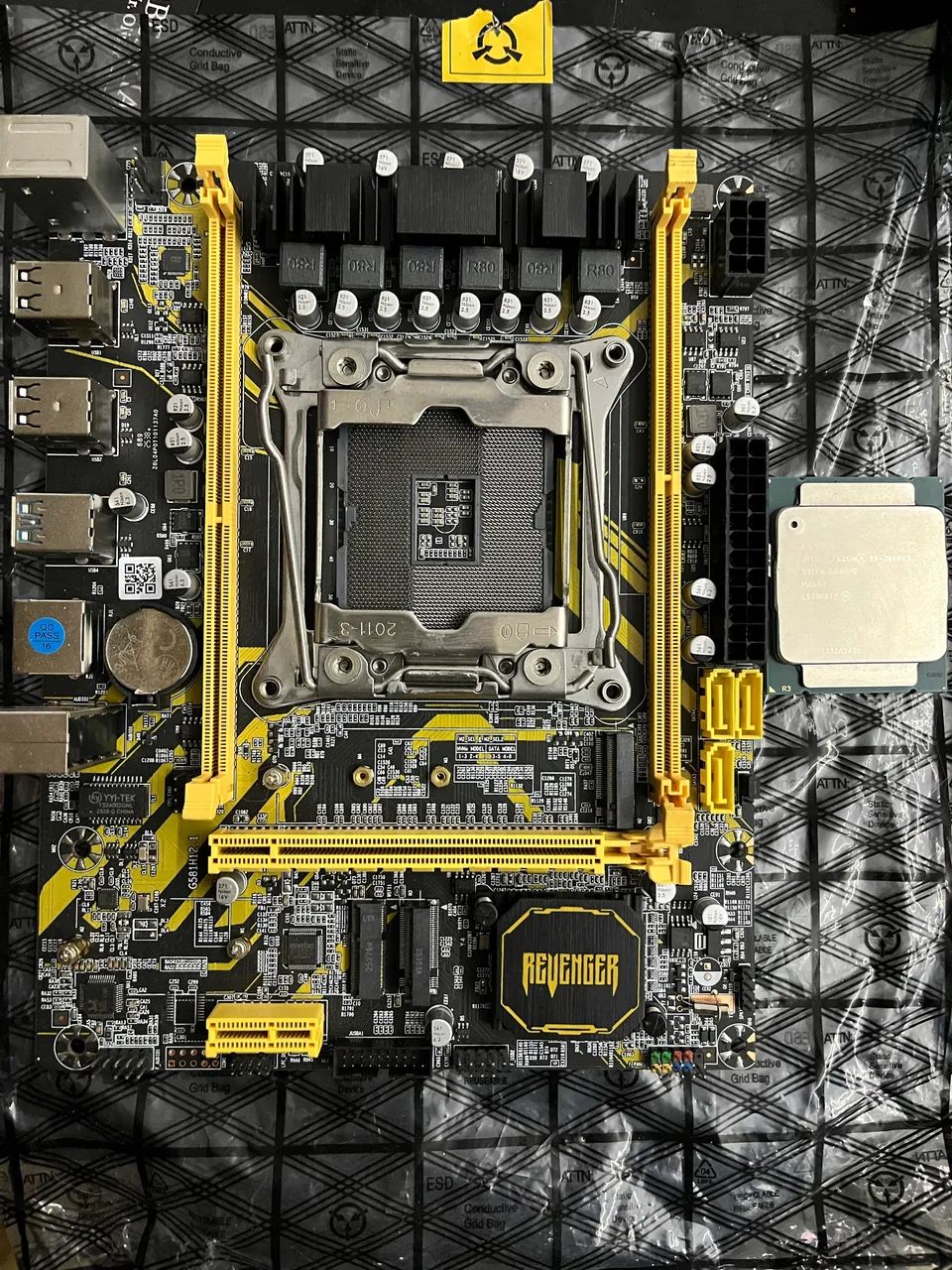 Placa mãe x99 com Xeon 2660 V3