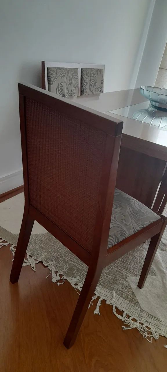 Mesa de jantar com 6 cadeiras  - Foto 2
