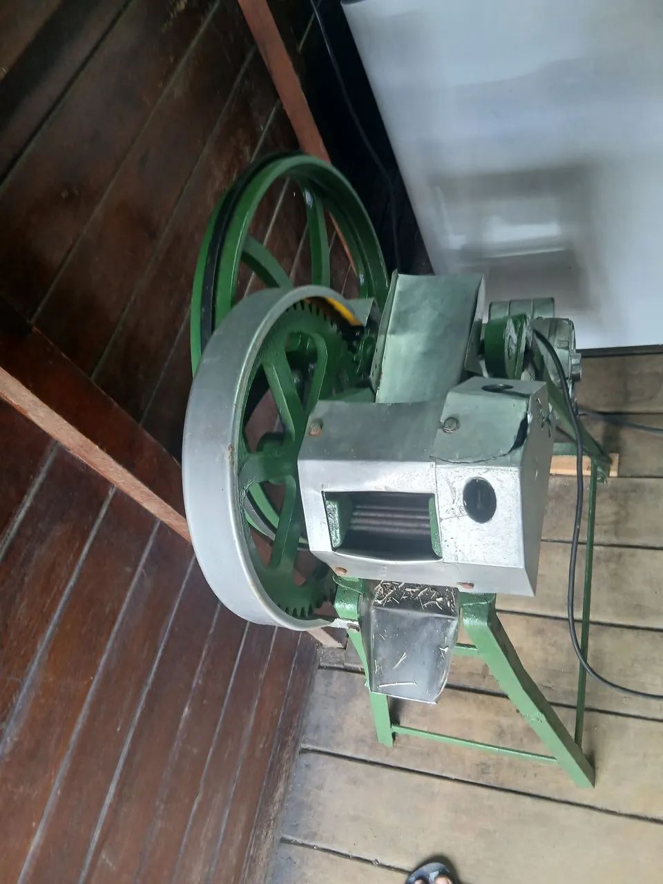 Quiosque para vender.  Para você abrir seu próprio negócio completo. 
