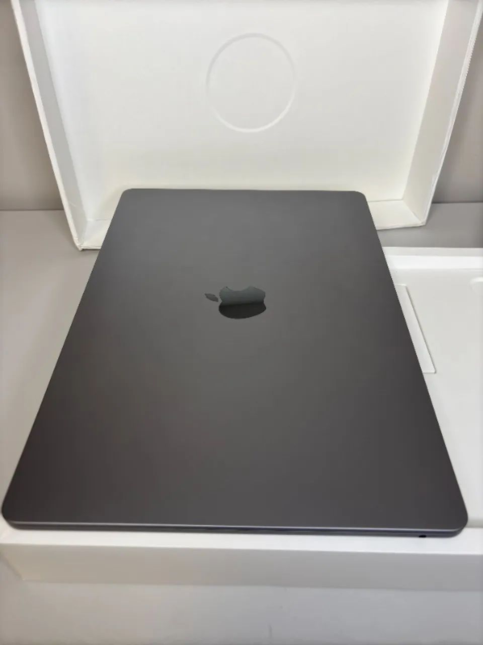 MacBook Air M2 15