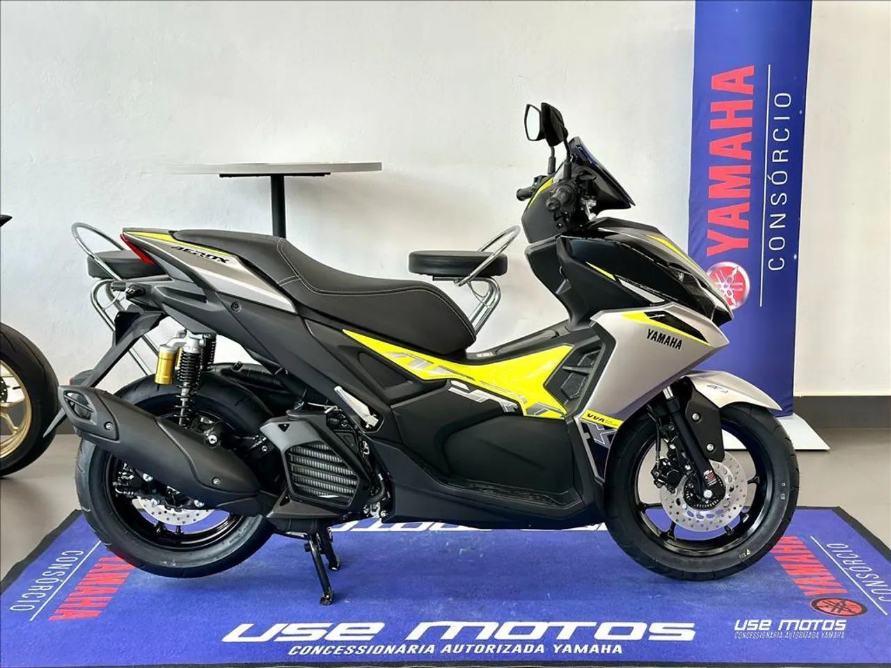 YAMAHA AEROX 160 ABS