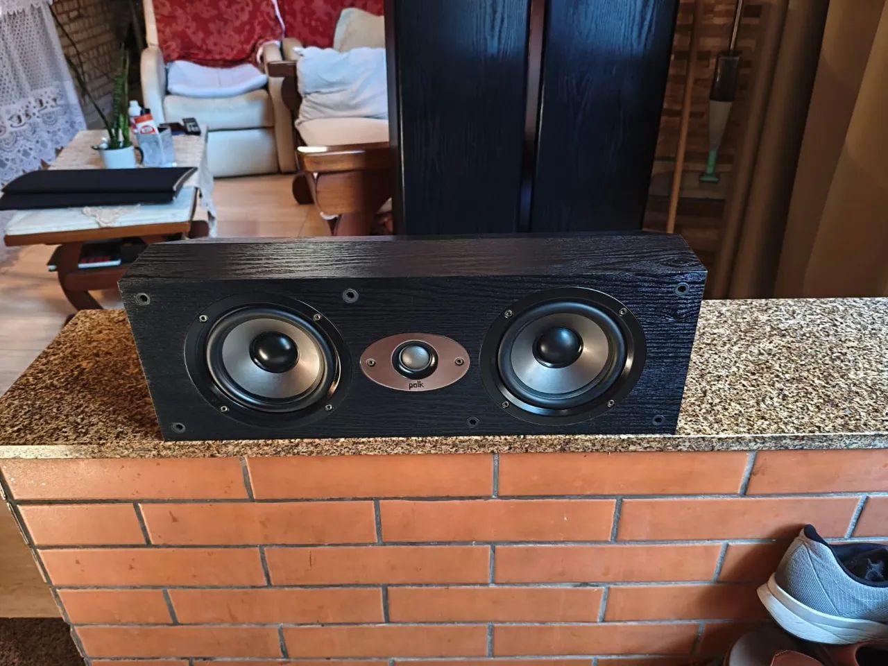 Caixa central polk TSX 150C