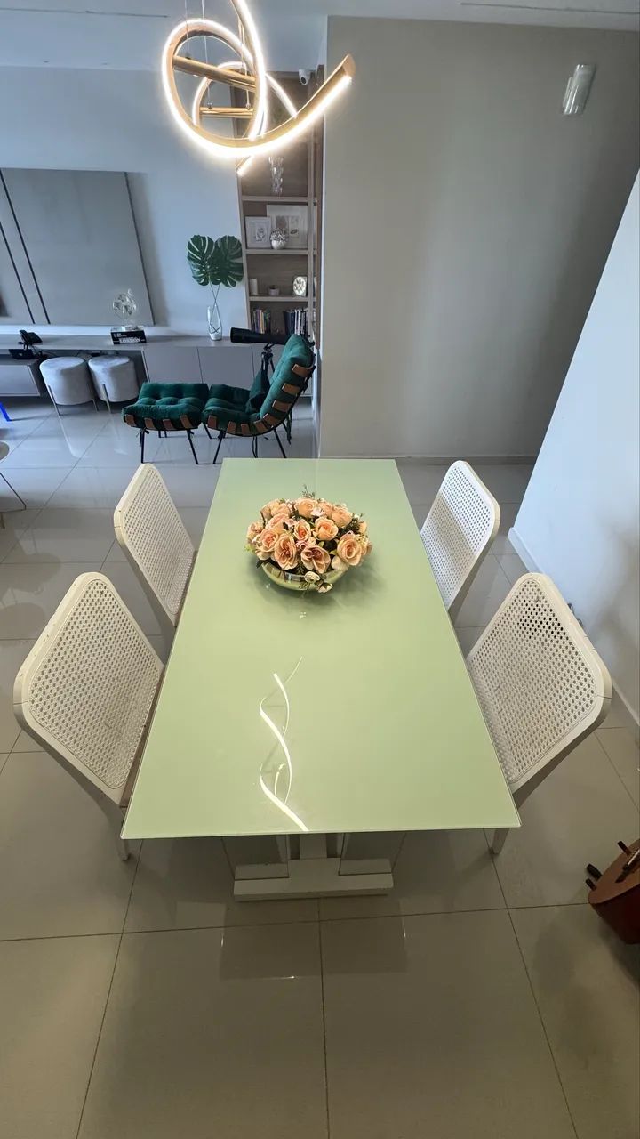 Mesa de Jantar Moderna com Tampo de Vidro - Sofisticação e Elegância para seu Ambiente  - Foto 3
