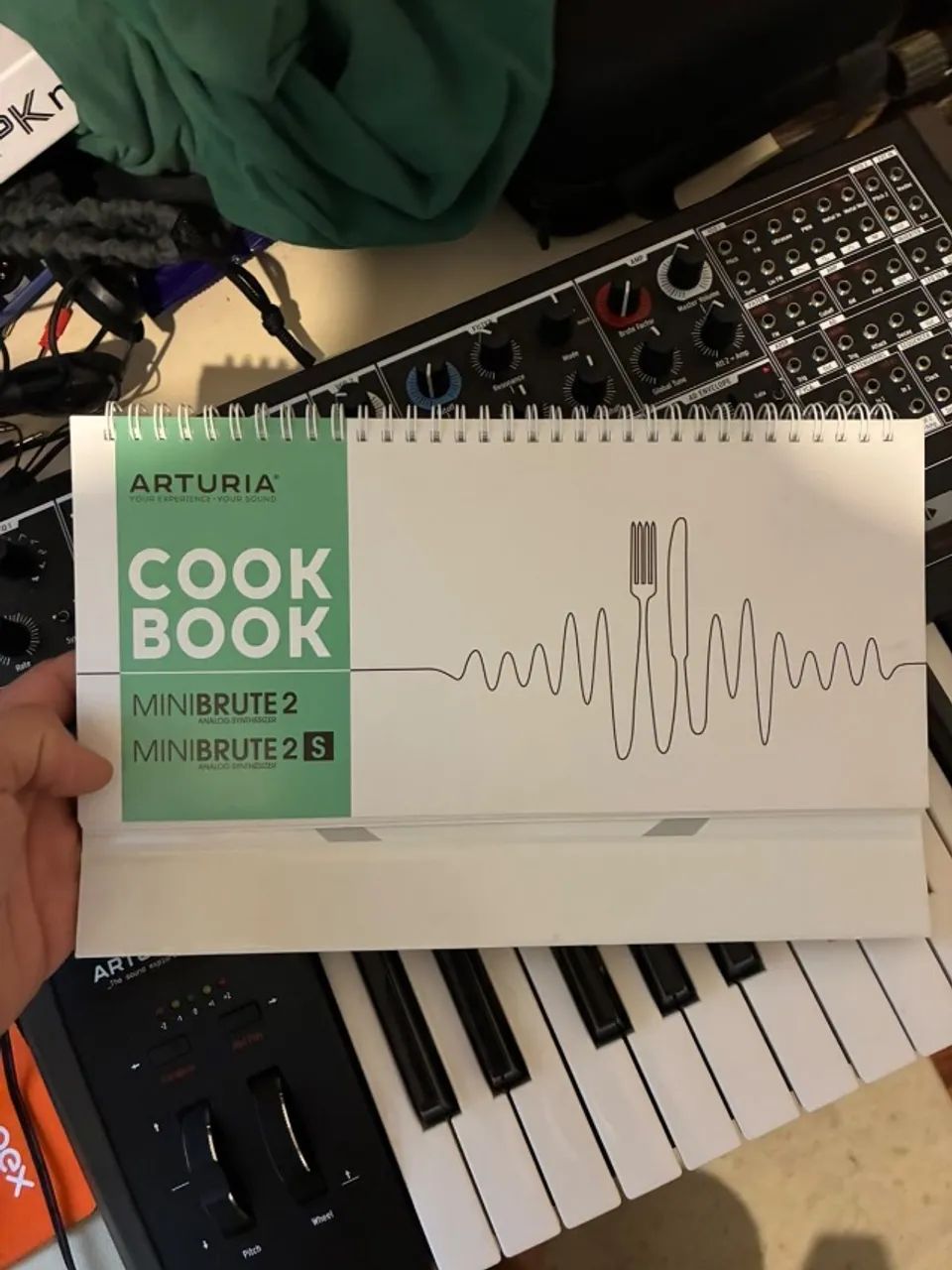 Arturia Minibrute 2 - Foto 5