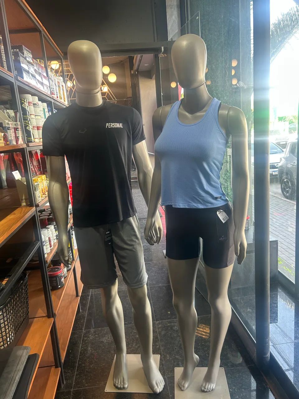 Manequim masculino e feminino  - Foto 2