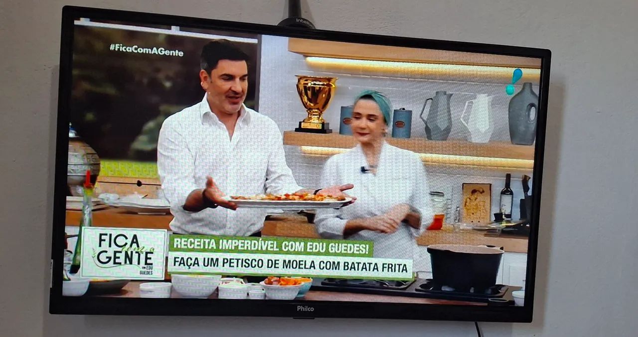 Oportunidade - TV 32" Funcionando Perfeitamente - Foto 2