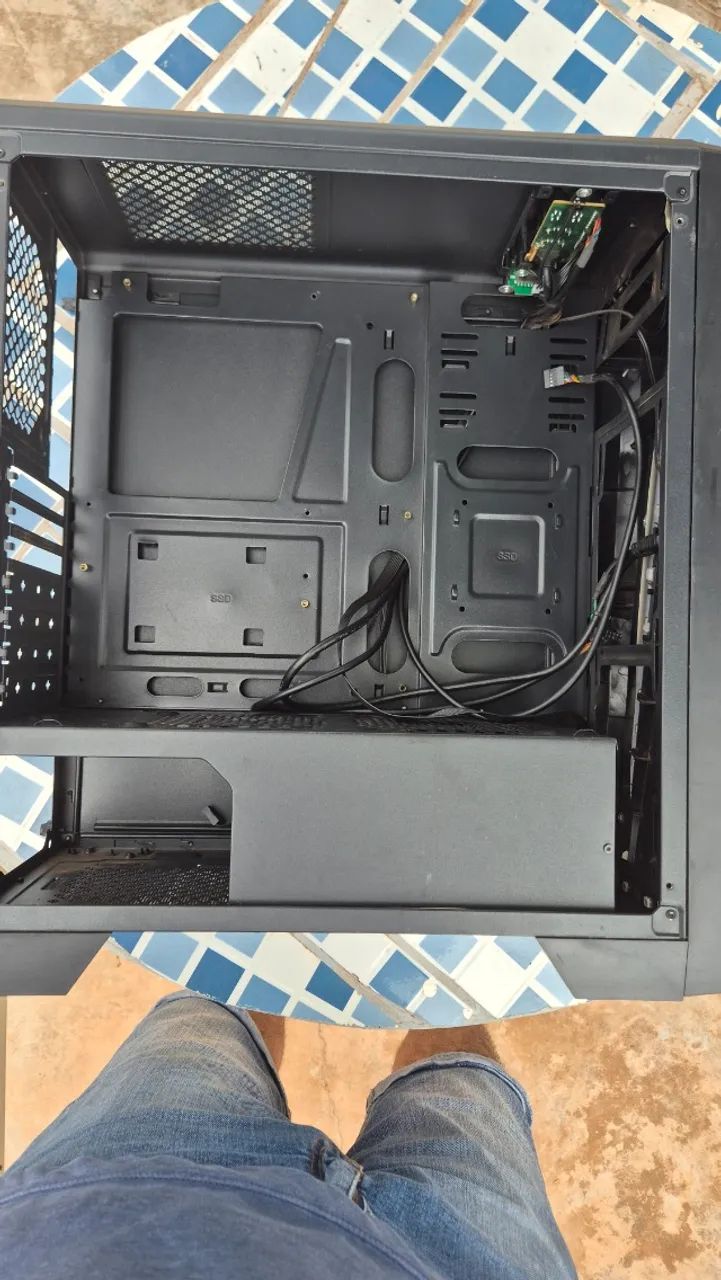Gabinete Aerocool - Foto 4