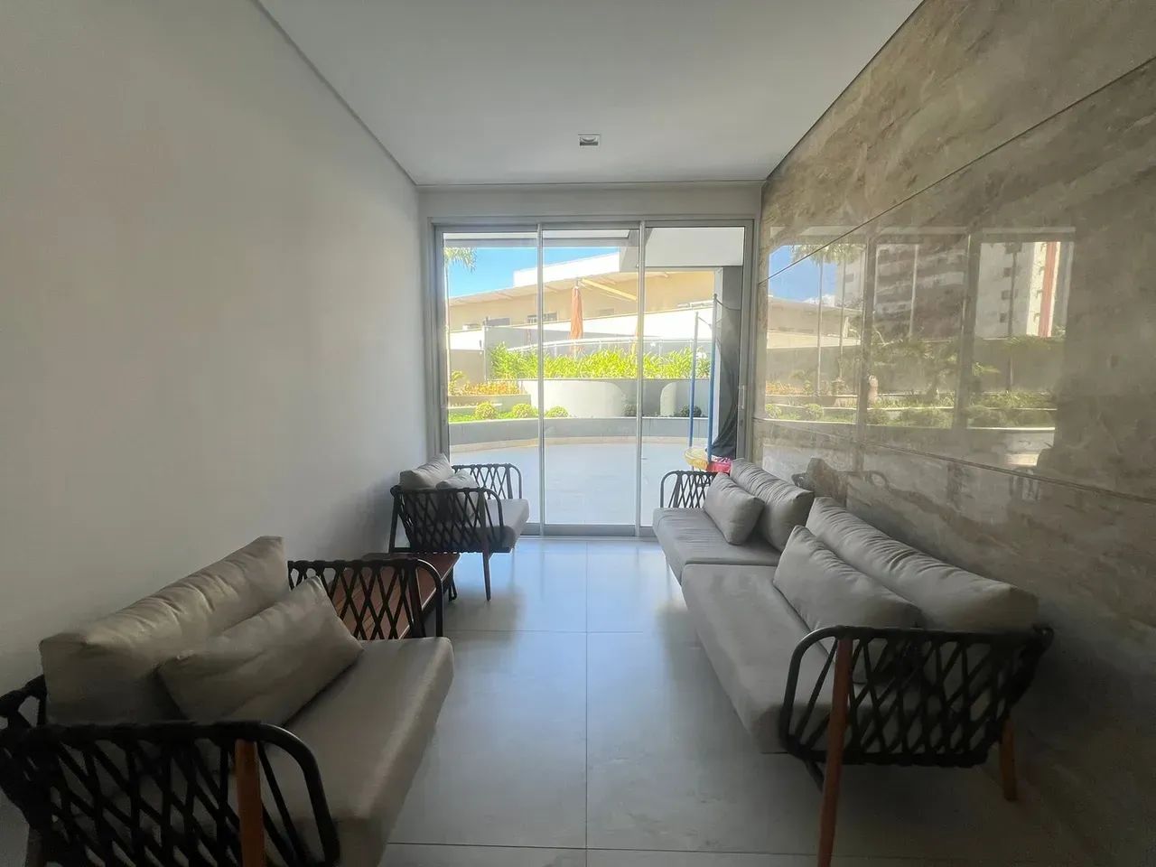 Imóvel com 4 Suítes, Adega, Cozinha Ampla e Lazer Completo: Viva com Sofisticação! - Foto 4