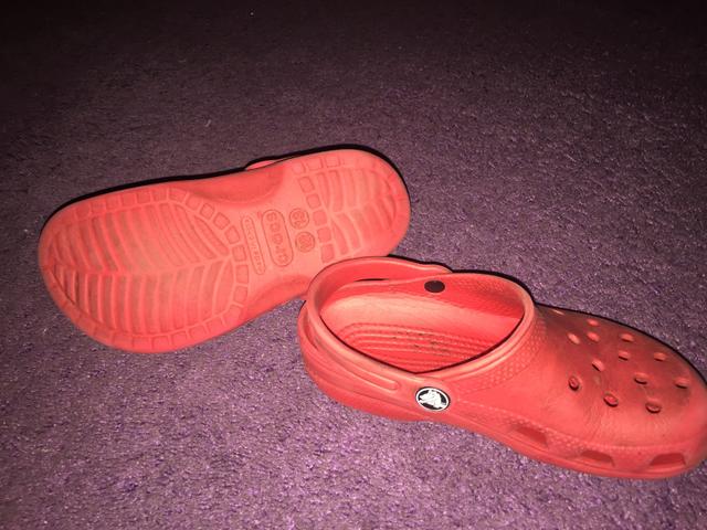 Crocs ótimo número 12,13 infantil - Foto 2
