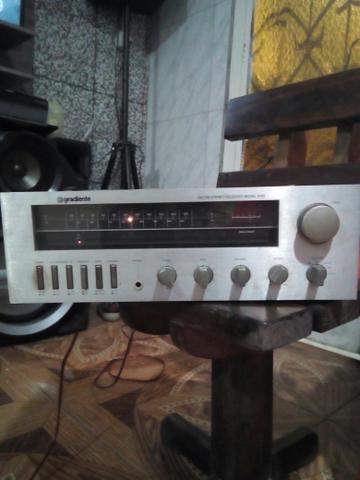 Receiver rádio amplificado auxiliar