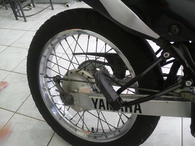 Vendo xtz 125 E muito nova ou troco em carro de preferencia corsa ou celta - Foto 13