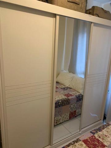 Apartamento mobiliado e decorado com excelente localização - Foto 7