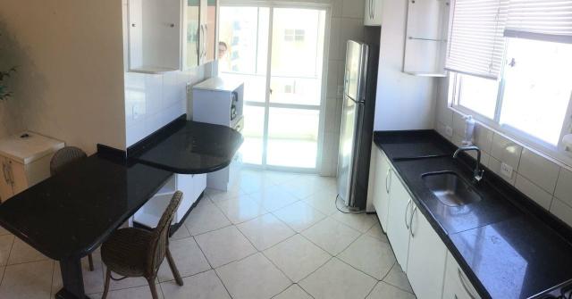 Apartamento a apenas 100 metros do mar em Meia Praia. 3 quartos e 3 vagas de garagem - Foto 5