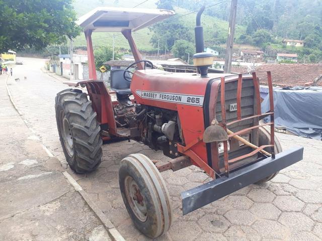 Trator Massey Ferguson 265