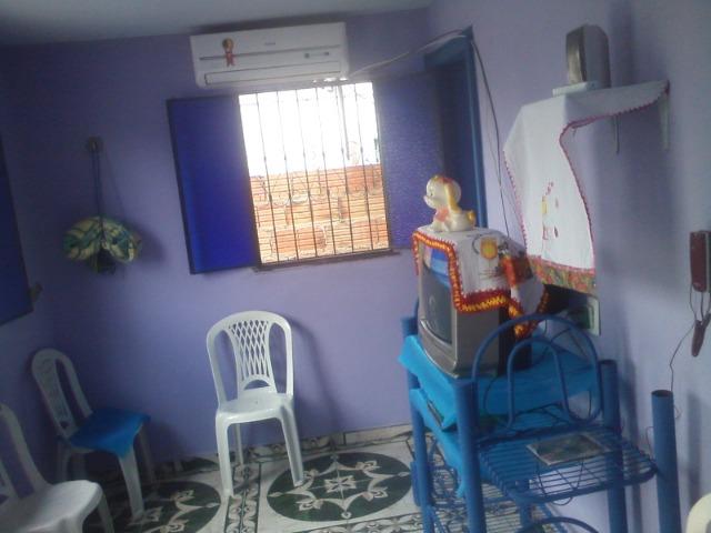 2 casas com 7 cômodos p/ vender logo.Leia á descrição - Foto 3