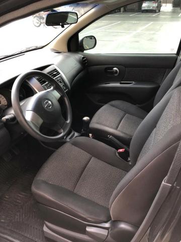 Nissan Livina - Espaçoso, discreto e potente - Foto 5